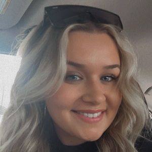 Meet your Posher, Jillian